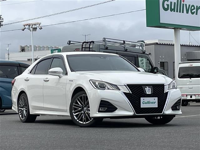 クラウン ハイブリッド 2.5 S Four 4WD 4WD 修復歴無し