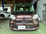 納車前のホイールのインチアップやスモークフィルム施工もお任せください!!