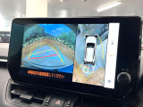 【パノラミックビューモニター】専用のカメラにより、上から見下ろしたような視点で360度クルマの周囲を確認することができます☆死角部分も確認しやすく、狭い場所での切り返しや駐車もスムーズに行えます。