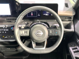【ステアリングスイッチ】運転中、前方から目線をそらすことなく、オーディオ等の操作が可能な便利機能!安心&快適なドライブを演出してくれます♪