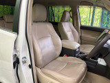 運転席シート廻りは使用感も少なく、良好な状態となっています。丁寧に使われていたことがよくわかりますね。