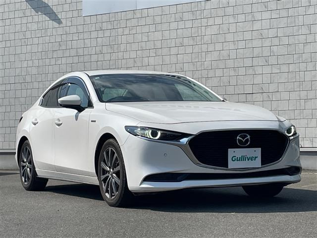 MAZDA3セダン 1.8 XD 100周年特別記念車 4WD 本革シート
