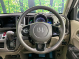 【ステアリングスイッチ】運転中、前方から目線をそらすことなく、オーディオ等の操作が可能な便利機能!安心&快適なドライブを演出してくれます♪