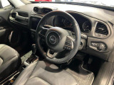 運転席です。