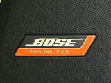 【BOSEサウンドシステム】メーカーオプションの高品位サウンドシステムを搭載。専用のチューニングが施された大小様々なスピーカーから良質なサウンドが奏でられ、臨場感あふれる音響空間を演出します。