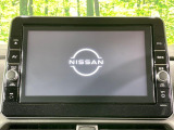 【メーカー純正ナビ】インテリアに溶け込むスタイリッシュな「専用設計」メーカーナビを装備♪視認性や操作性など基本性能にも優れ、より上質なカーライフをお楽しみいただけます。
