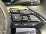【レーダークルーズコントロール】高速道路での長距離走行が楽に!!自動で速度を保つクルーズコントロールが、衝突軽減システムと連携し、前方の車両を感知して車間を保つように速度調節してくれます!!