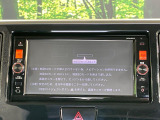 【メーカー純正ナビ】インテリアに溶け込むスタイリッシュな「専用設計」メーカーナビを装備♪視認性や操作性など基本性能にも優れ、より上質なカーライフをお楽しみいただけます。