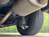 お車を安心してお乗りいただく為には、足回りの定期点検が欠かせません。サービスサポート(有償保証)では無料点検もご提供しており、安心のカーライフをお過ごしいただけるサポート体制が整っています。