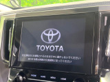 【メーカー純正ナビ】インテリアに溶け込むスタイリッシュな「専用設計」メーカーナビを装備♪視認性や操作性など基本性能にも優れ、より上質なカーライフをお楽しみいただけます。
