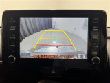 車庫入れも安心のバックモニター。