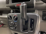 ☆サービス工場完備。車検やオイル交換などメンテナンスもお任せください!☆