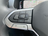 同一車線内全車速運転支援システム「Travel Assist」機能を装備。前を走行中の車両に一定の間隔で追従停止発進を自動で制御し、走行中の安全確保と疲労軽減に効果があります。