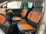◆LIBERALAは、輸入車選びの新たなスタイルを提案するインポート・セレクト・ブランドです。オーナー様となる方がクルマから直接感じる感性を第一にした、最良の一台との出会いをコーディネートいたします。