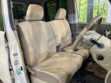 運転席シート廻りは使用感も少なく、良好な状態となっています。丁寧に使われていたことがよくわかりますね。