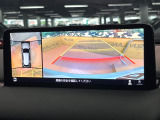 【360&deg;ビューモニター】専用のカメラにより、上から見下ろしたような視点で360度クルマの周囲を確認することができます☆死角部分も確認しやすく、狭い場所での切り返しや駐車もスムーズに行えます。
