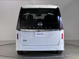 当社だけでなく、全国の日産ディーラー3000ヶ所の日産サービス工場でサポート致します。納車後のフォローもお任せください。土日も営業しておりますので、気になる事があればお電話ください。TEL0969-23-3823