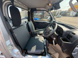 車検整備・カーローン・カーリース・自動車保険など、あらゆる場面でもカーライフをサポート致します。