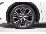 当店は全車『ロングラン保証』付!(1年間、距離無制限 HV車はHV保証付) 別途延長保証もご用意しております♪ ぜひ現車を確認にご来店ください