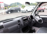 【納車前整備】お客様の安心してお乗りいただくため、納車前の整備はこだわりを持って整備しています。整備内容はお客様のご来店時にお伝えしております。