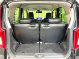 普段のお買い物や通勤、送迎等に十分な荷室スペースを確保しております。セカンドシートを倒すと、大きな荷物の積載も可能です♪