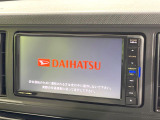 【純正ナビ】人気の純正ナビを装備。オーディオ機能も充実しており、Bluetooth接続すればお持ちのスマホやMP3プレイヤーの音楽を再生可能!毎日の運転がさらに楽しくなります!!