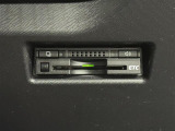 【ETC】装着されています。有料道路の乗り降り時に停車することなくスマートに乗り入れが可能になったり、割引を受けることができる嬉しい装備です。