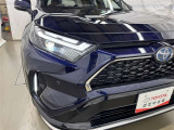 LEDヘッドライトです。デザイン性がよくとても明るいので、夜間の走行や悪天候でも安心です。しかも長寿命!