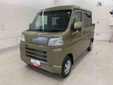 お探しのお車がございましたら遠慮なく店舗スタッフにご相談下さい。