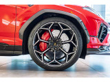 Rims Pelope 23 Diamond finished Shiny Black with titanium wheel bolts
