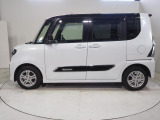 外装に目立つようなキズや凹みはみられず状態良く保たれていますが、中古車なので全くの無キズということはありません。外装の状態につきましては実車にてご確認をお願いします。