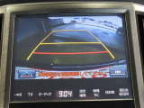 バックガイドモニターで、後方を確認しながら安心して駐車することができます。運転初心者も熟練者も必須の機能ですよ!