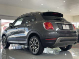 ご覧いただきありがとうございます。当店はショールーム内と屋外展示場に選りすぐりのFIAT・ABARTH・Alfaromeoの正規認定中古車を展示しており、在庫車両はできる限り多く撮影、掲載してご案内しております。