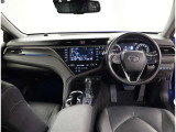 オシャレなインテリアで運転する気分も盛り上がりますよね^^