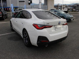BMW認定中古車は、ドイツ本社と同様の教育・訓練を受けたBMW専門のメカニックが100項目以上のポイントを徹底的にチェックし、整備したうえでご納車させていただきます。
