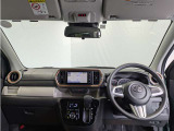 見通しのよいすっきりとした視界で、誰でも運転しやすいです。運転のしやすさは疲れにくさにも繋がりますよ♪