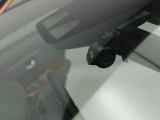 後ろからの危険運転も記録でき、あおり運転対策や駐車中のトラブル、事故の証拠にもなります。