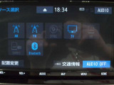 嬉しい装備です♪フルセグTV・DVD再生・Bluetoothオーディオに対応しています!!