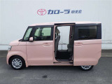 パワースライドドアです。ドアを開けた状態です。開口部が広いので乗り降りしやすいです♪