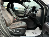 しっかりフィットし、骨盤が立つような姿勢で運転することで、運転中の疲労軽減に効くシートです