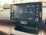 ディスプレイオーディオを装備。スマホとクルマをつなぐことで、これまでのナビに加えて、いろんなサービスが楽しめます。