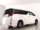 当店では、厳選された車両のみ展示しております。アルファード・ヴェルファイアに特化した専門店ならではの豊富な在庫の中から、お気に入りの一台をお探しください!