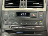 左右独立温度コントロールフルオートエアコンです。運転席、助手席それぞれで独立して温度設定ができます。冷え性の方が乗っても安心ですね♪