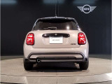【MINI認定中古車】MINIのご購入はぜひMINI正規ディーラーで!メーカー基準の納車前点検整備を全車実施。規定整備を実施された車両にのみ付帯出来る全国保証。