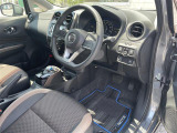 店舗にて現車の確認もいただけますので、お電話で在庫のご確認の上是非ご来店くださいませ。