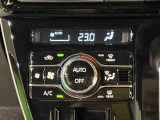 車内空調は&rdquo;AUTOエアコン&rdquo;にお任せ。運転に集中出来ますよ!