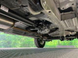 お車を安心してお乗りいただく為には、足回りの定期点検が欠かせません。サービスサポート(有償保証)では無料点検もご提供しており、安心のカーライフをお過ごしいただけるサポート体制が整っています。