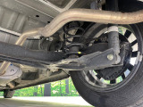 お車を安心してお乗りいただく為には、足回りの定期点検が欠かせません。サービスサポート(有償保証)では無料点検もご提供しており、安心のカーライフをお過ごしいただけるサポート体制が整っています。