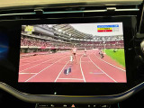 自動車保険に関しても、メルセデス・ベンツ専用のプログラムをご用意しております。飛び石や落下物などでのフロントガラスの修理が必要となった場合、最大で9万円分の補償を致します。