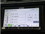 お車選びをお楽しみ頂けるよう、在庫車の展示スペースを十分に確保しております。